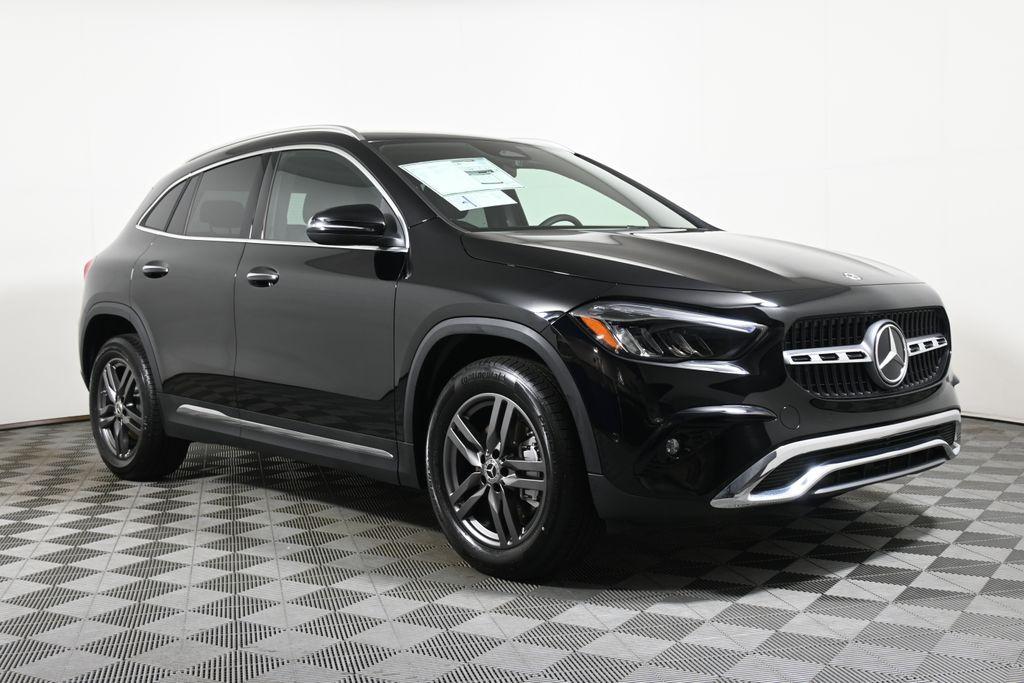 new 2025 Mercedes-Benz GLA 250 car, priced at $47,295
