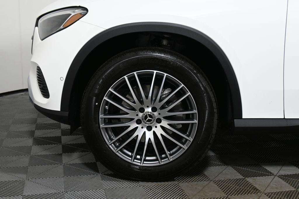 used 2026 Mercedes-Benz GLC 300 car, priced at $55,225