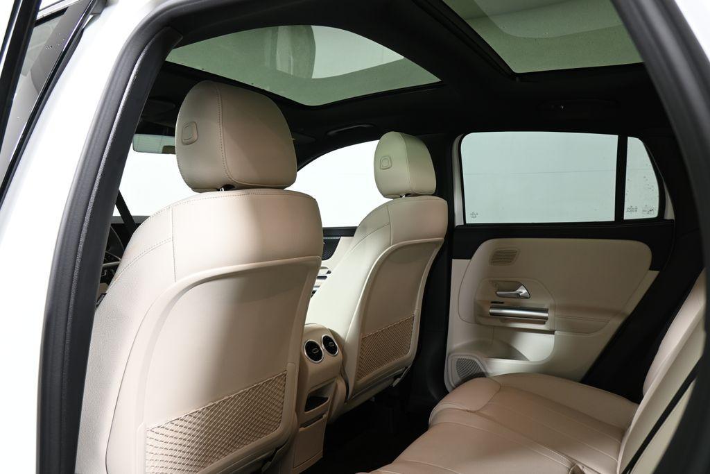 used 2026 Mercedes-Benz GLA 250 car, priced at $48,985