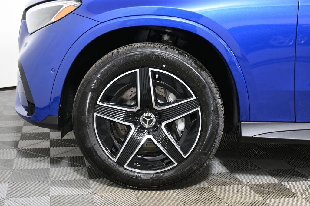 used 2026 Mercedes-Benz GLC 300 car, priced at $62,020