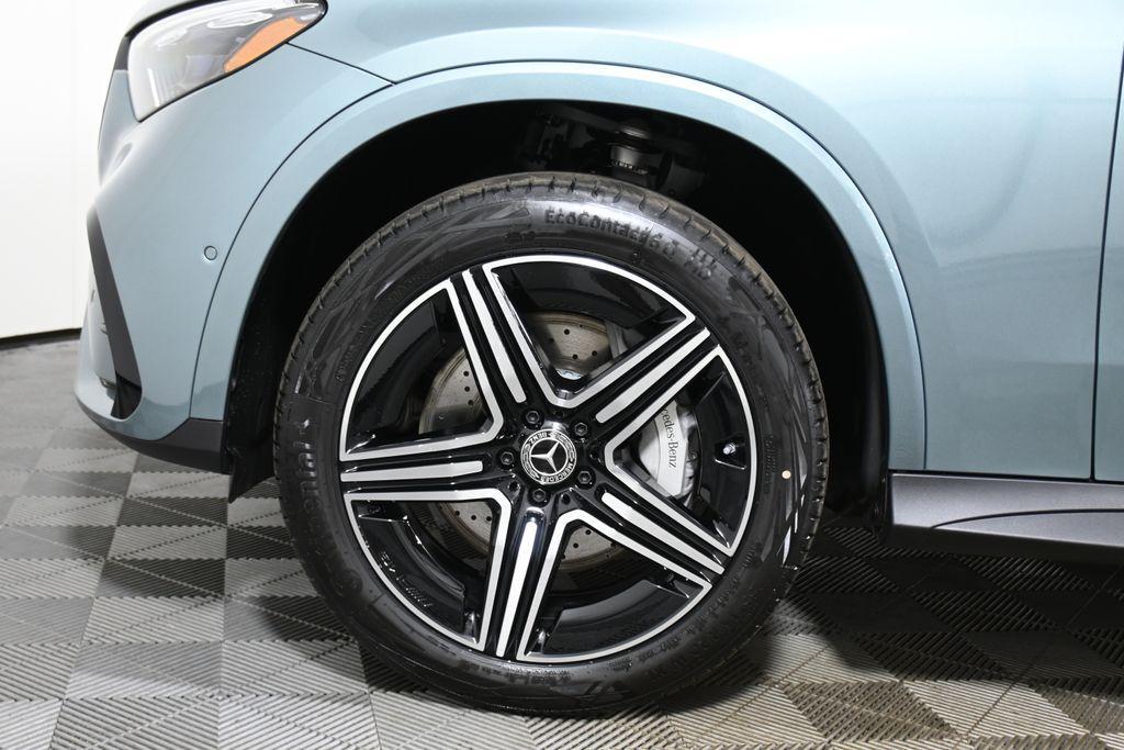 new 2026 Mercedes-Benz GLC 300 car, priced at $65,085