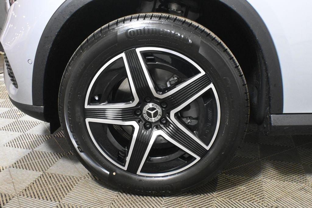 used 2026 Mercedes-Benz GLC 300 car, priced at $58,285