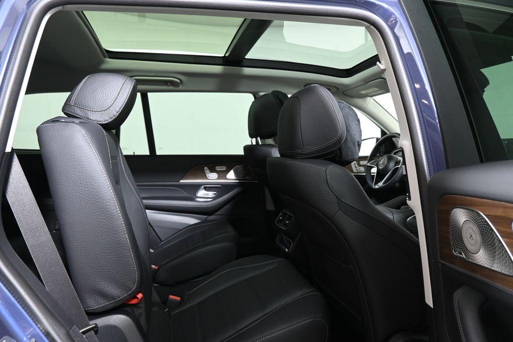 new 2026 Mercedes-Benz GLS 450 car, priced at $96,950