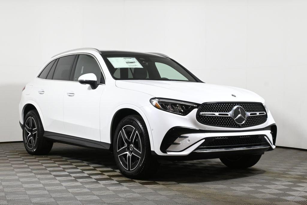new 2026 Mercedes-Benz GLC 300 car, priced at $62,685