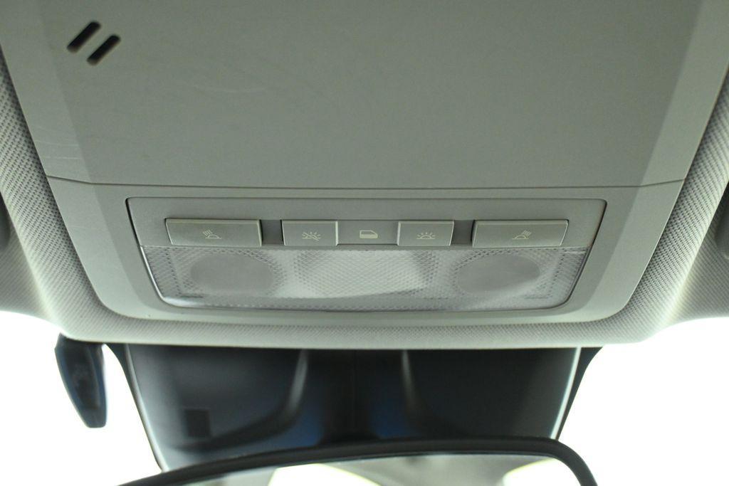 used 2014 Chevrolet Cruze car, priced at $10,000