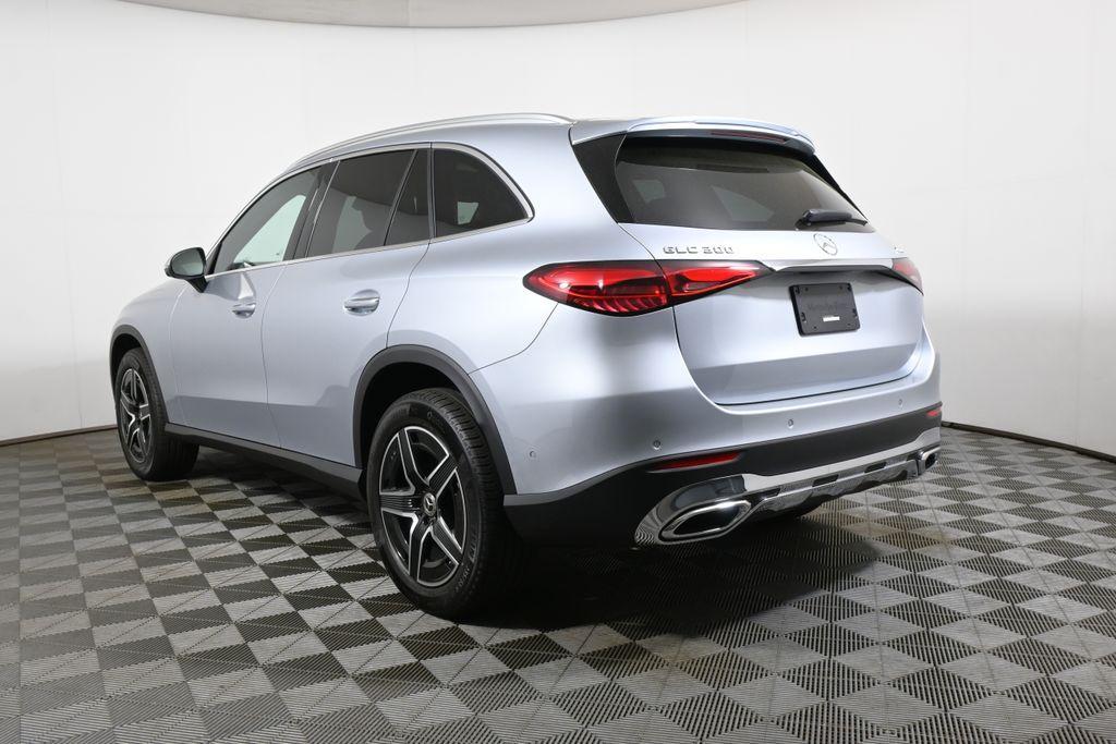 new 2026 Mercedes-Benz GLC 300 car