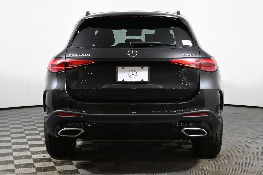 new 2026 Mercedes-Benz GLC 300 car, priced at $61,400