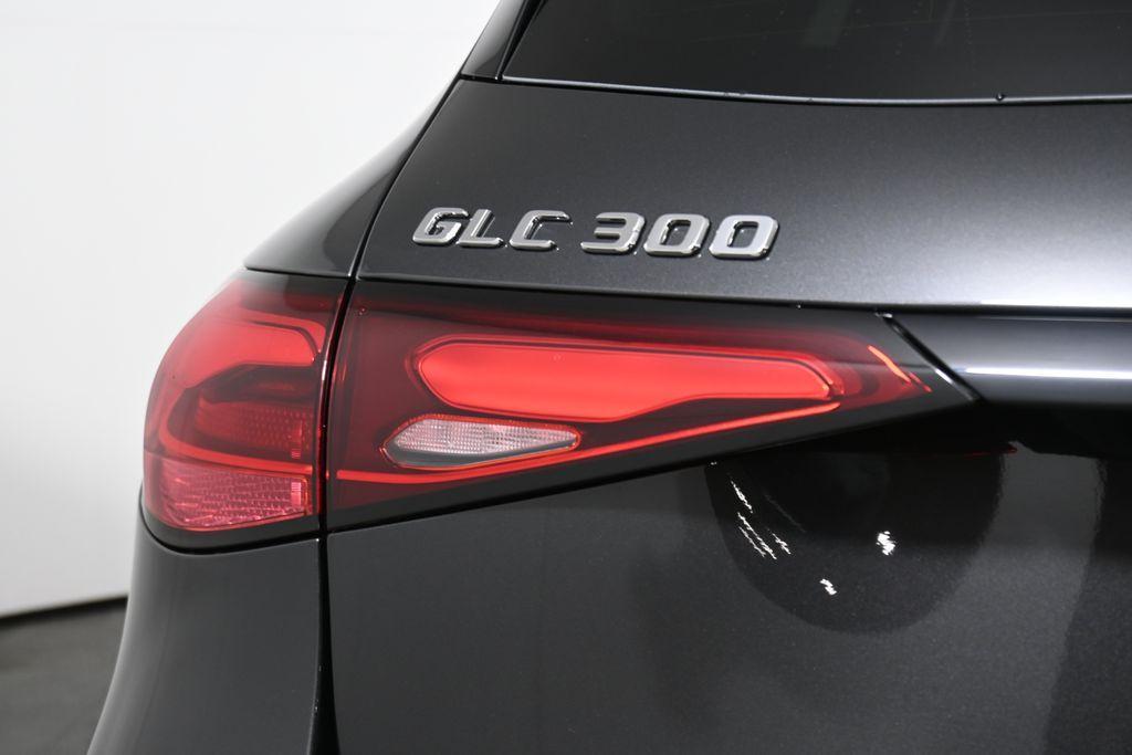 new 2026 Mercedes-Benz GLC 300 car, priced at $61,400