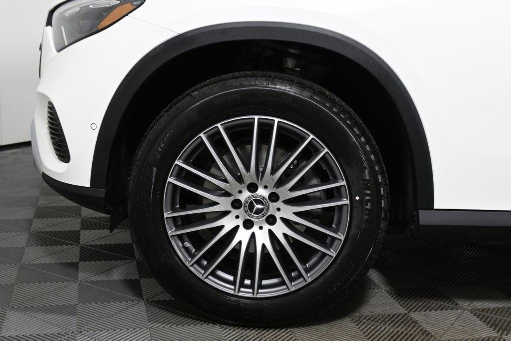 new 2026 Mercedes-Benz GLC 300 car, priced at $60,970