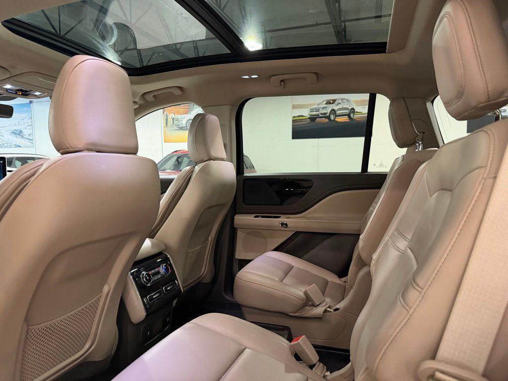 used 2023 Lincoln Aviator car, priced at $40,768