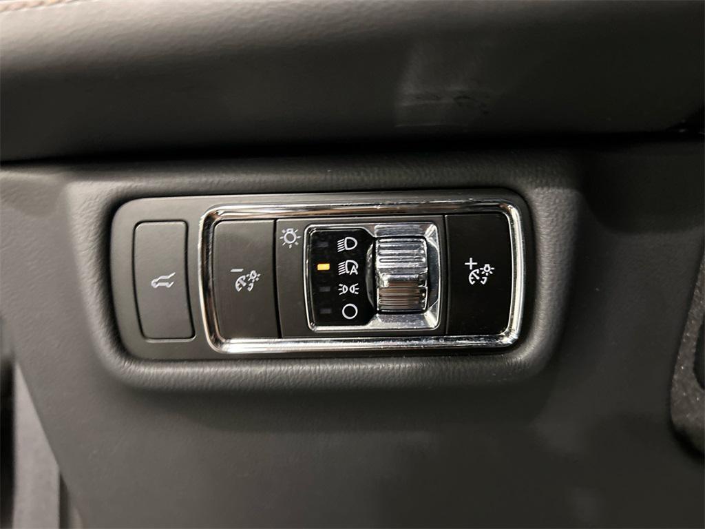 used 2025 Lincoln Aviator car, priced at $68,796