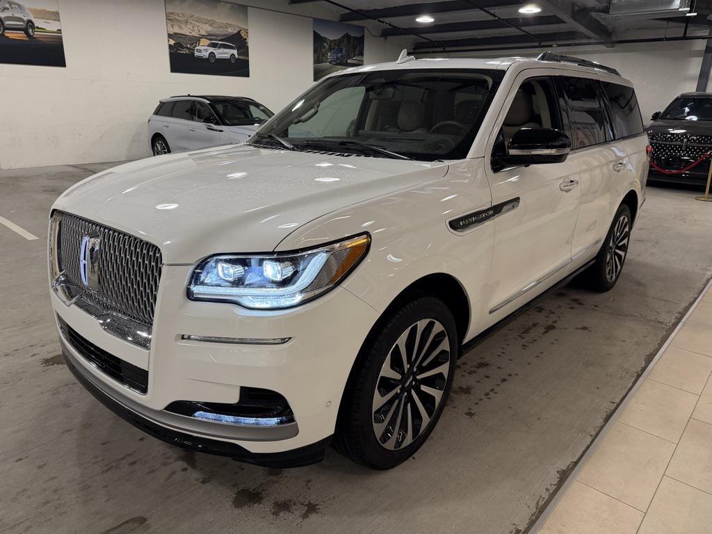used 2023 Lincoln Navigator car, priced at $66,112