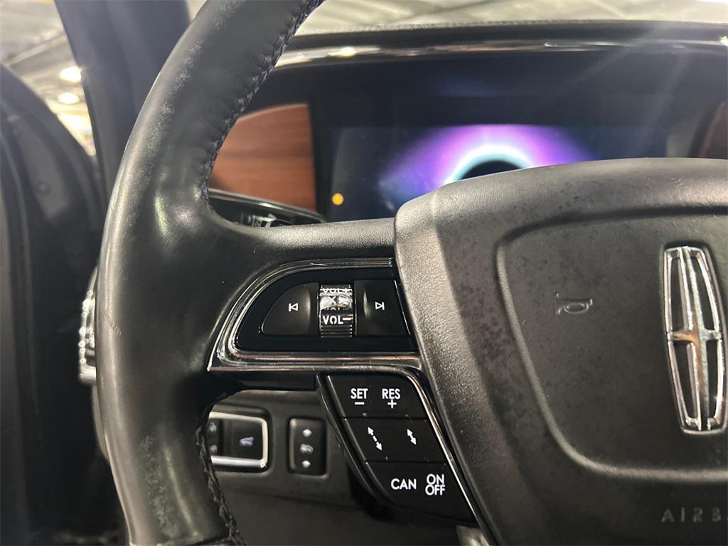 used 2020 Lincoln Navigator car, priced at $33,968