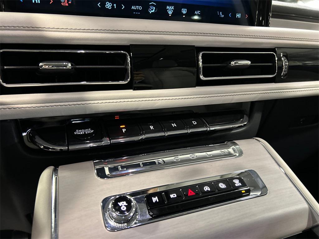 used 2025 Lincoln Aviator car, priced at $73,525