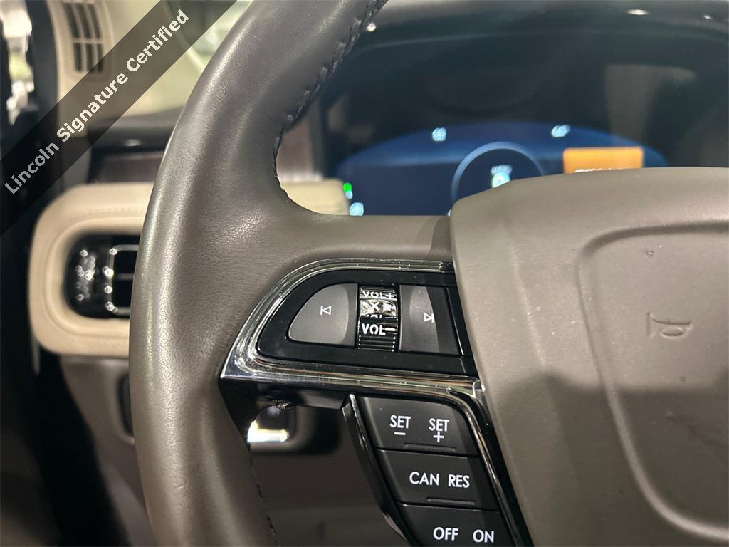 used 2022 Lincoln Nautilus car, priced at $31,102