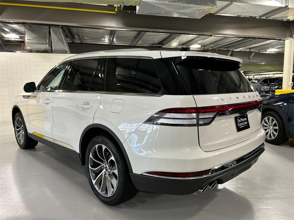 used 2025 Lincoln Aviator car, priced at $70,199