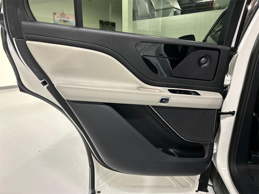 used 2025 Lincoln Aviator car, priced at $70,199