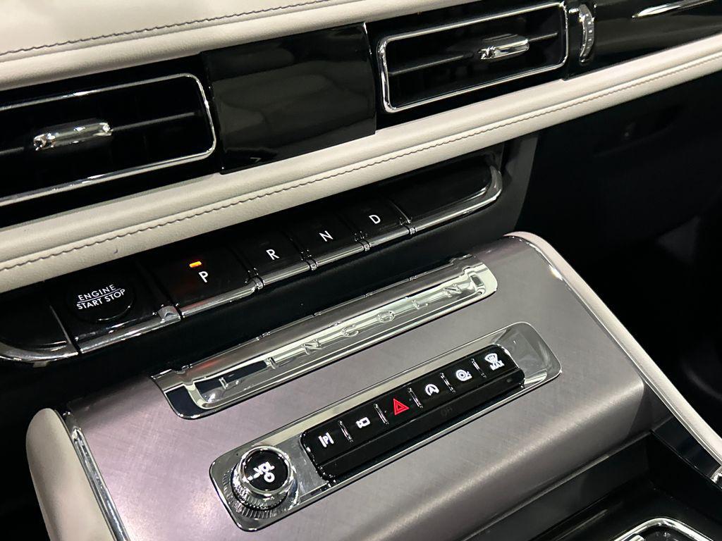used 2026 Lincoln Aviator car, priced at $63,095