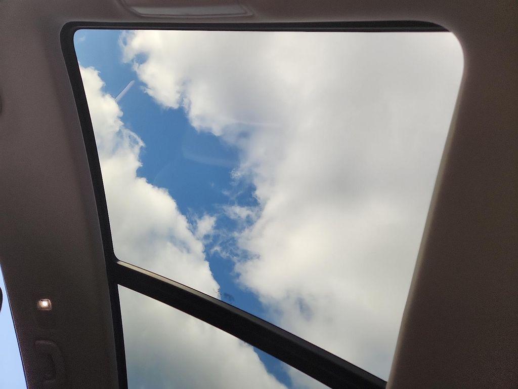 used 2021 Volkswagen Atlas car, priced at $23,929