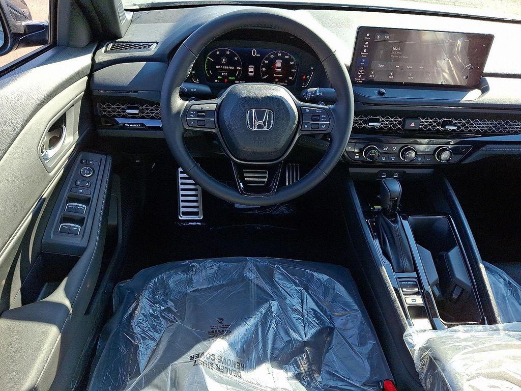 new 2025 Honda Accord Hybrid car, priced at $33,084