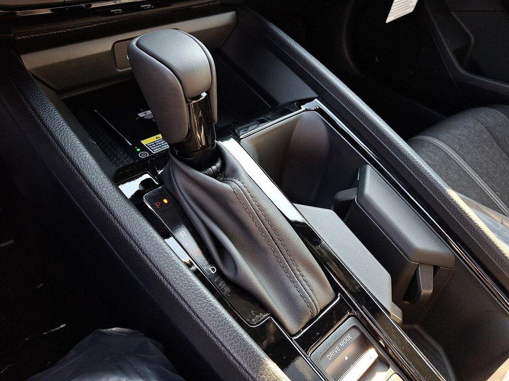 new 2025 Honda Accord Hybrid car, priced at $33,084