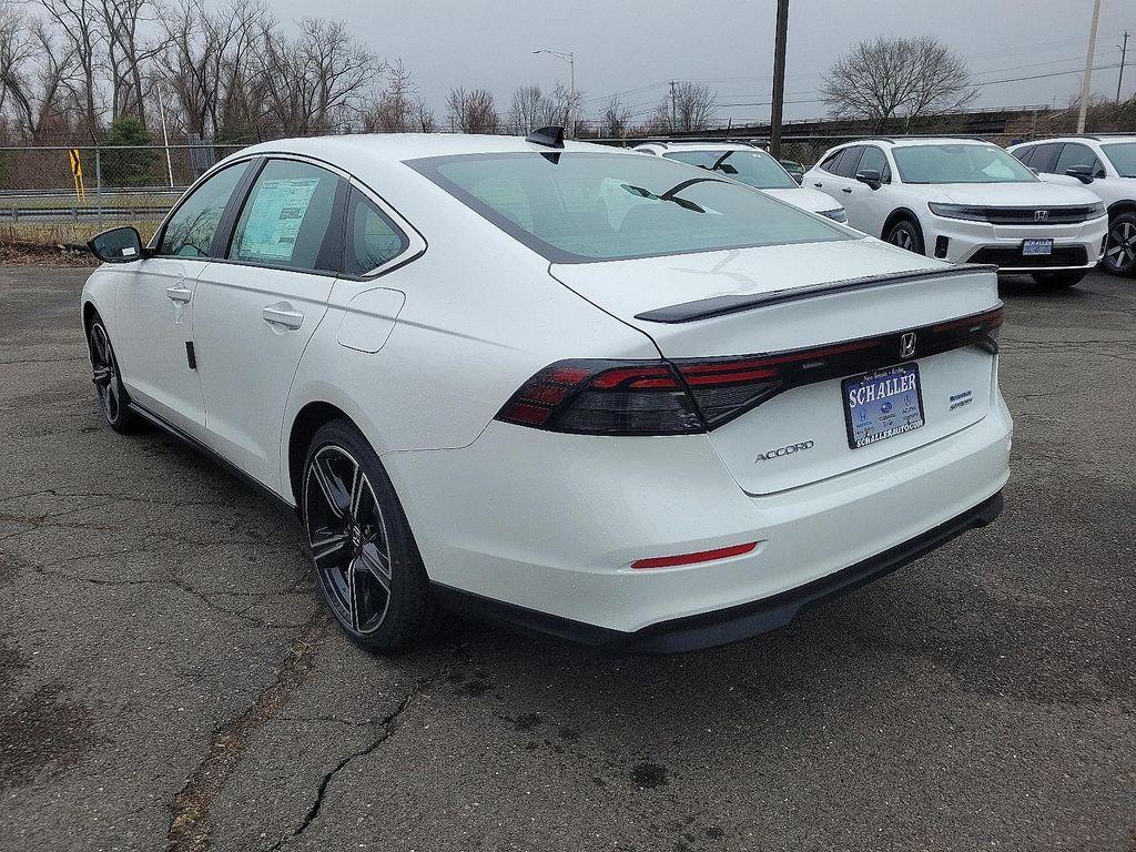 new 2025 Honda Accord Hybrid car, priced at $33,084