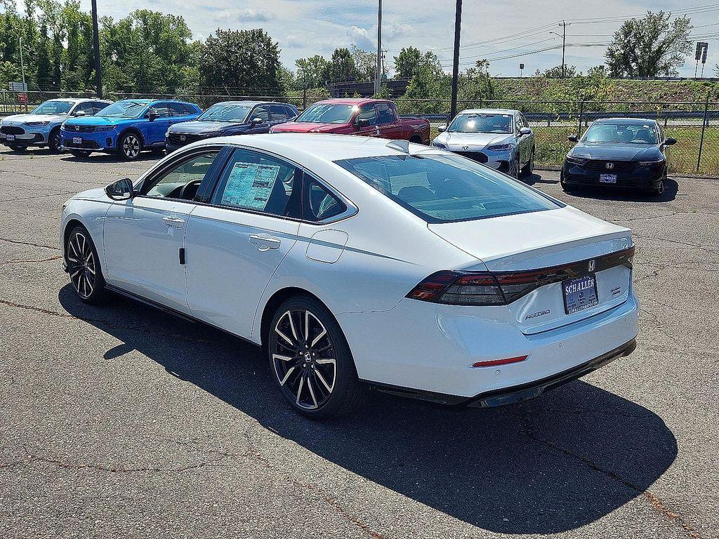 new 2025 Honda Accord Hybrid car, priced at $38,729