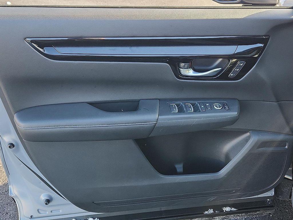 used 2023 Honda CR-V car, priced at $30,846