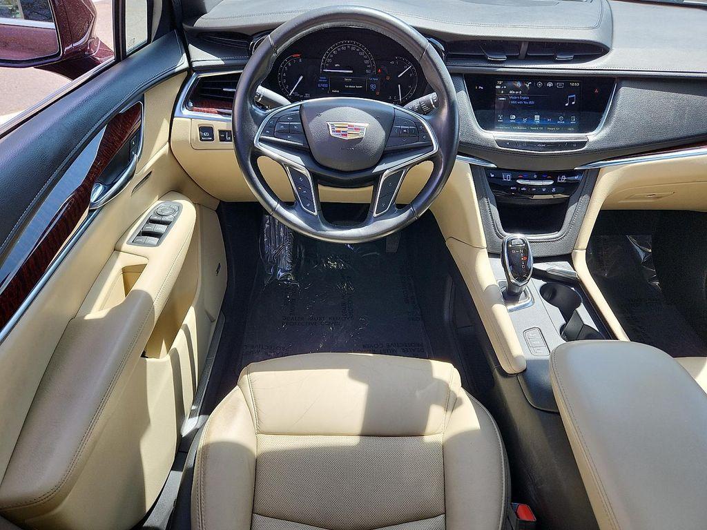 used 2018 Cadillac XT5 car, priced at $19,308