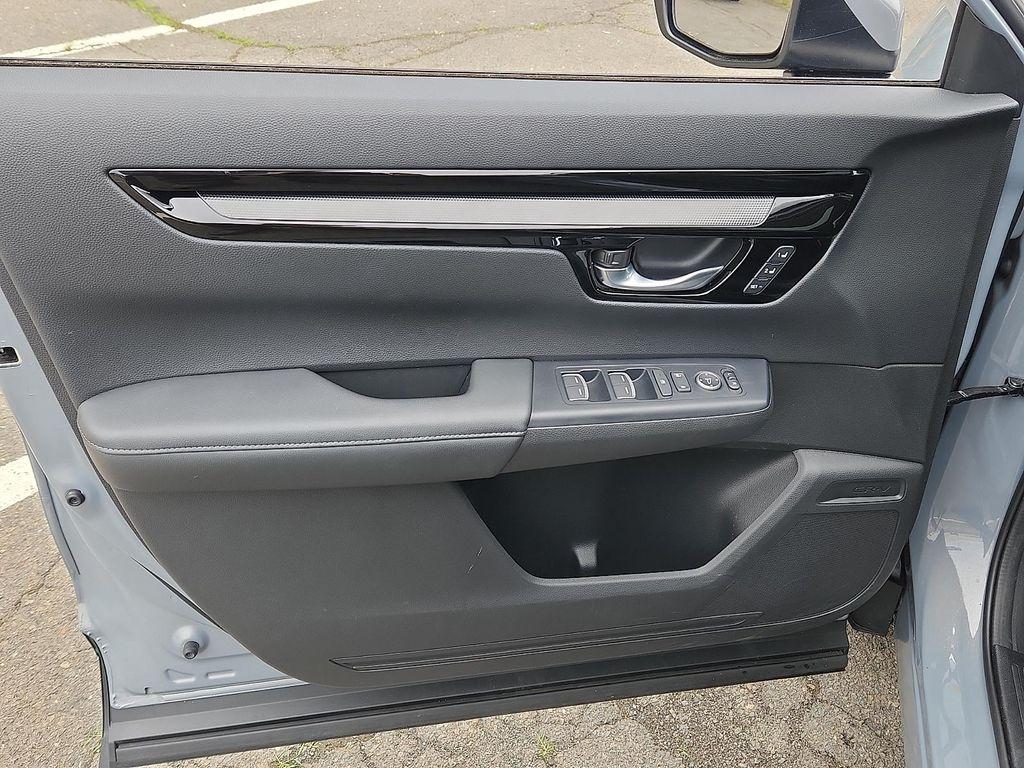 used 2024 Honda CR-V car, priced at $34,994