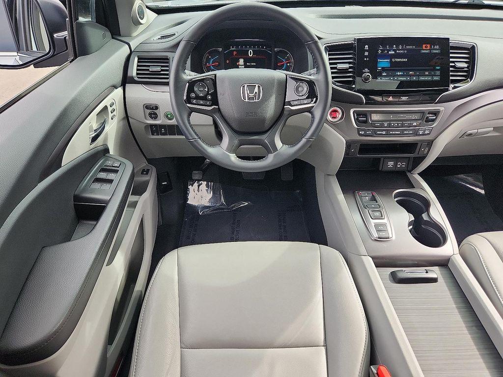 used 2022 Honda Pilot car, priced at $29,798