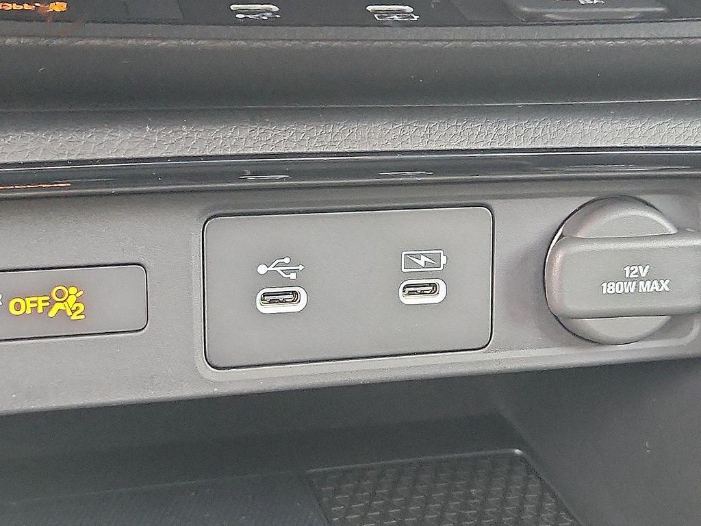 new 2026 Honda CR-V Hybrid car, priced at $42,700