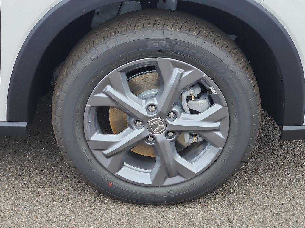 new 2026 Honda HR-V car, priced at $28,505