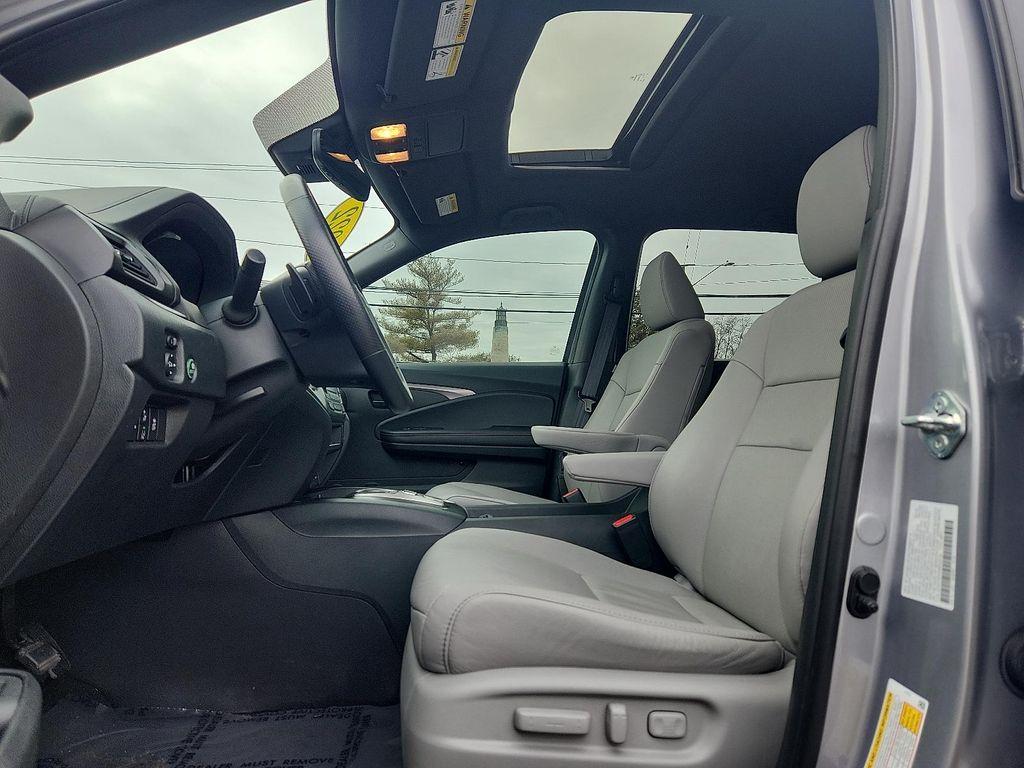 used 2022 Honda Passport car, priced at $28,959