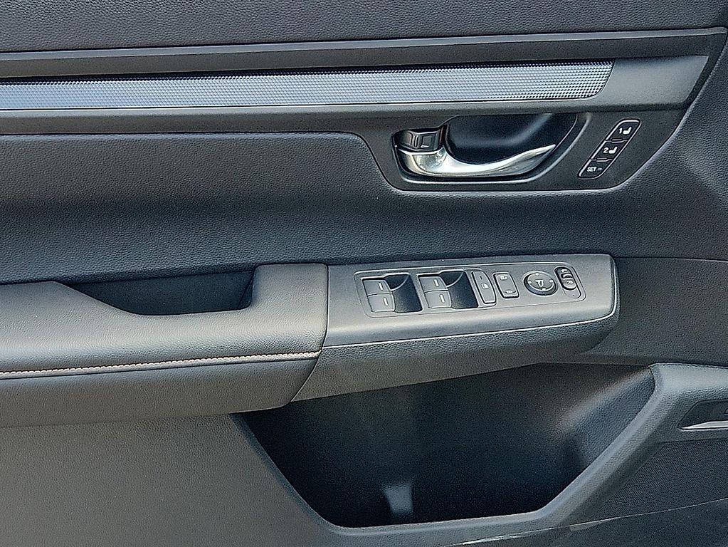 new 2026 Honda CR-V Hybrid car, priced at $40,260