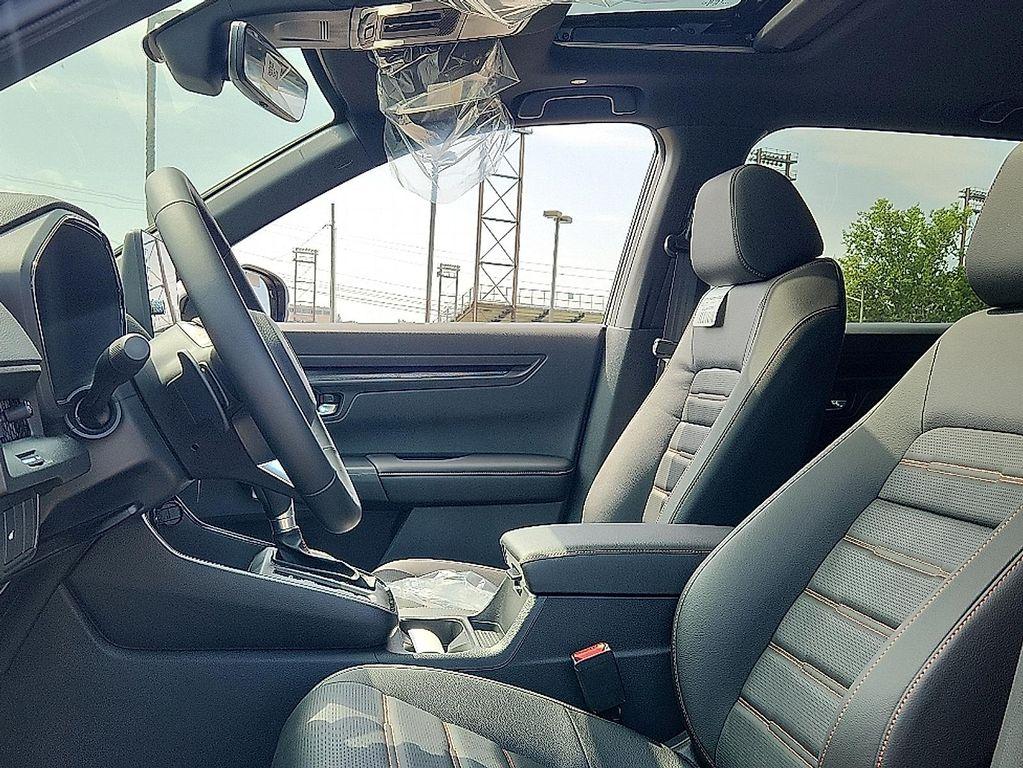 new 2026 Honda CR-V Hybrid car, priced at $40,260