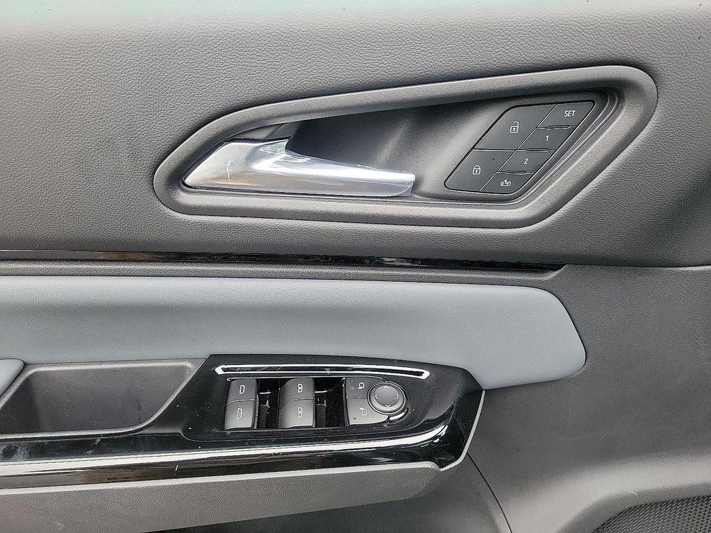 new 2025 Honda Prologue car, priced at $36,445