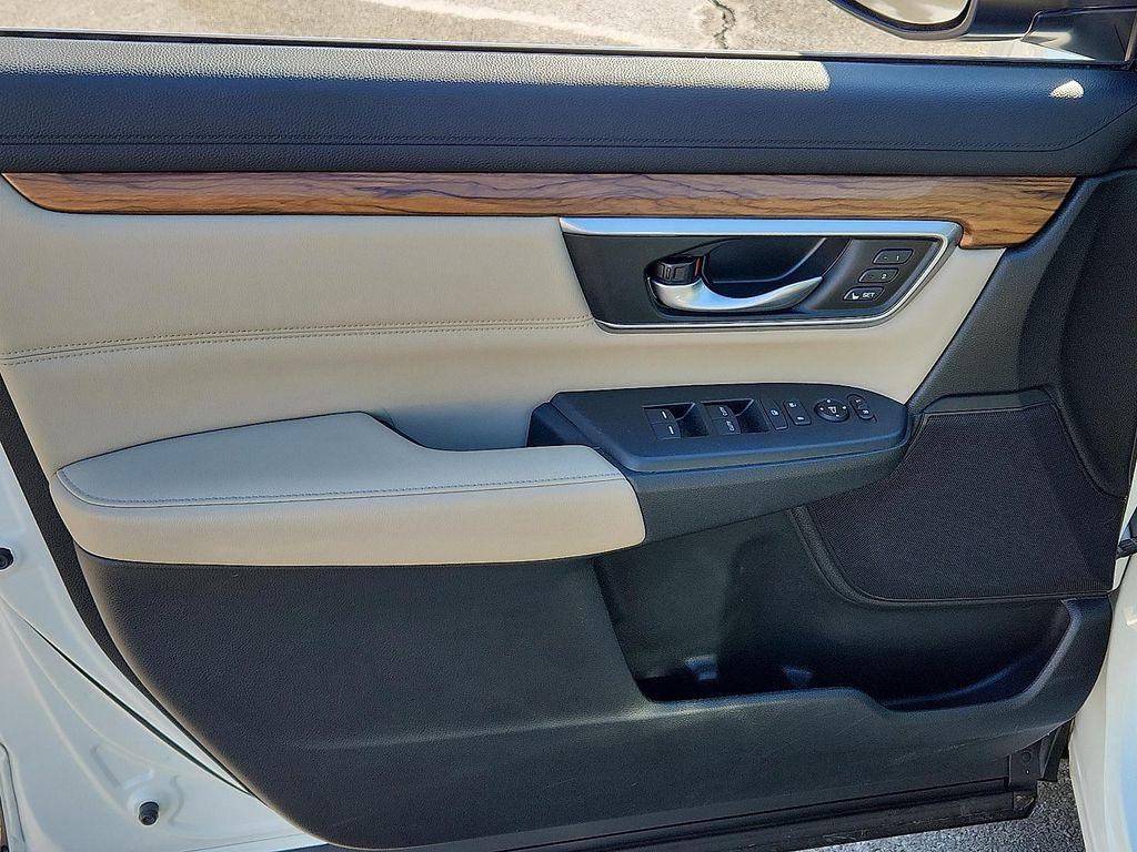 used 2017 Honda CR-V car, priced at $17,456