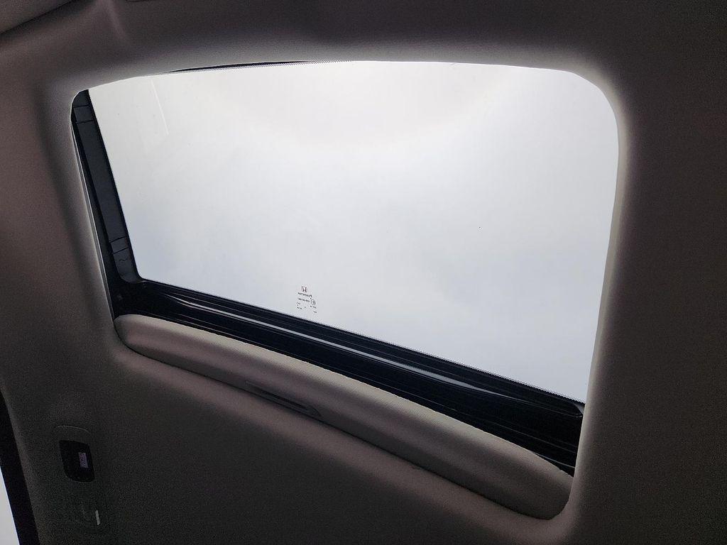 new 2026 Honda Odyssey car, priced at $43,285