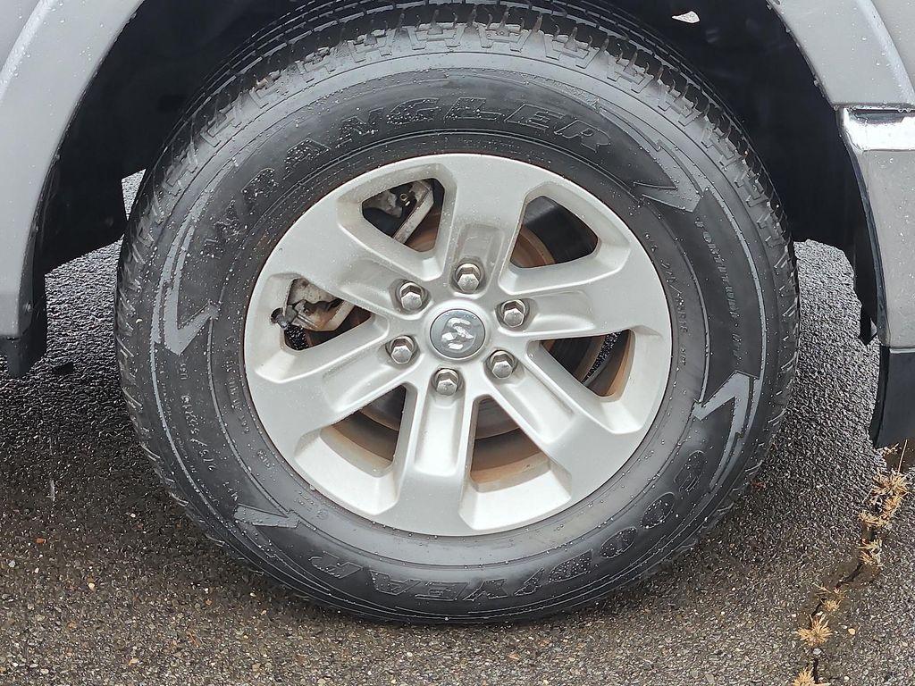 used 2022 Ram 1500 car, priced at $40,121