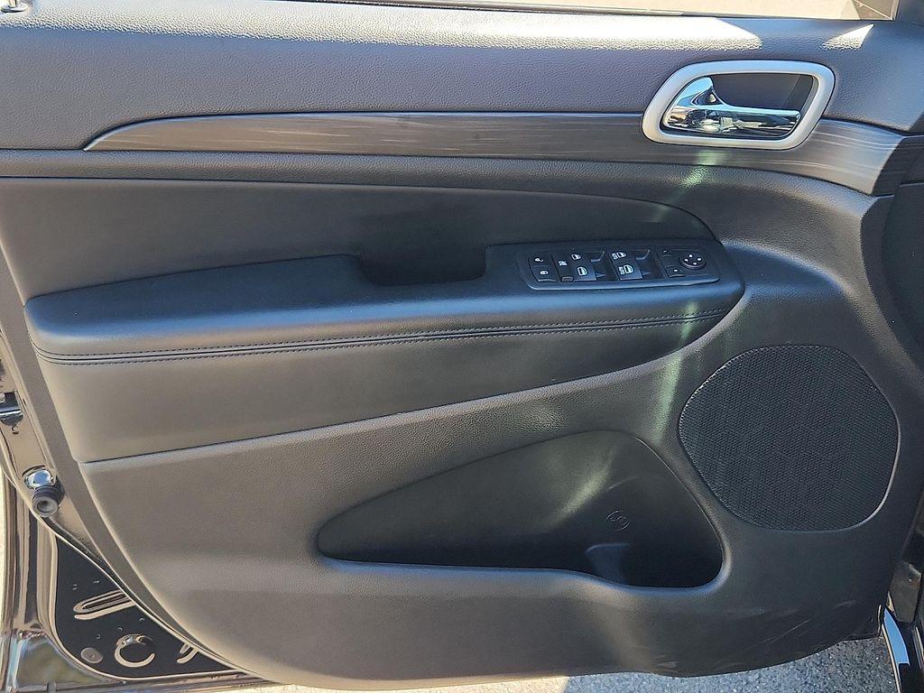 used 2022 Jeep Grand Cherokee car, priced at $26,993