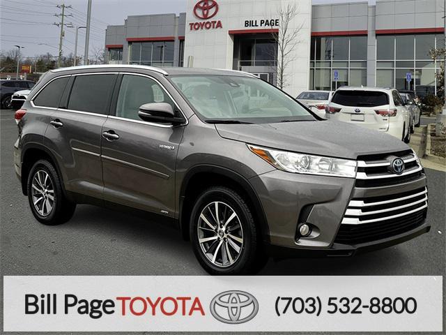 used 2019 Toyota Highlander Hybrid car, priced at $27,500