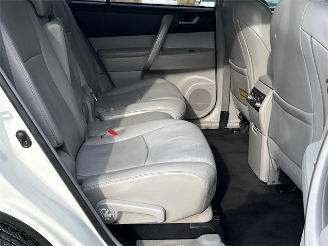 used 2011 Toyota Highlander car, priced at $10,786
