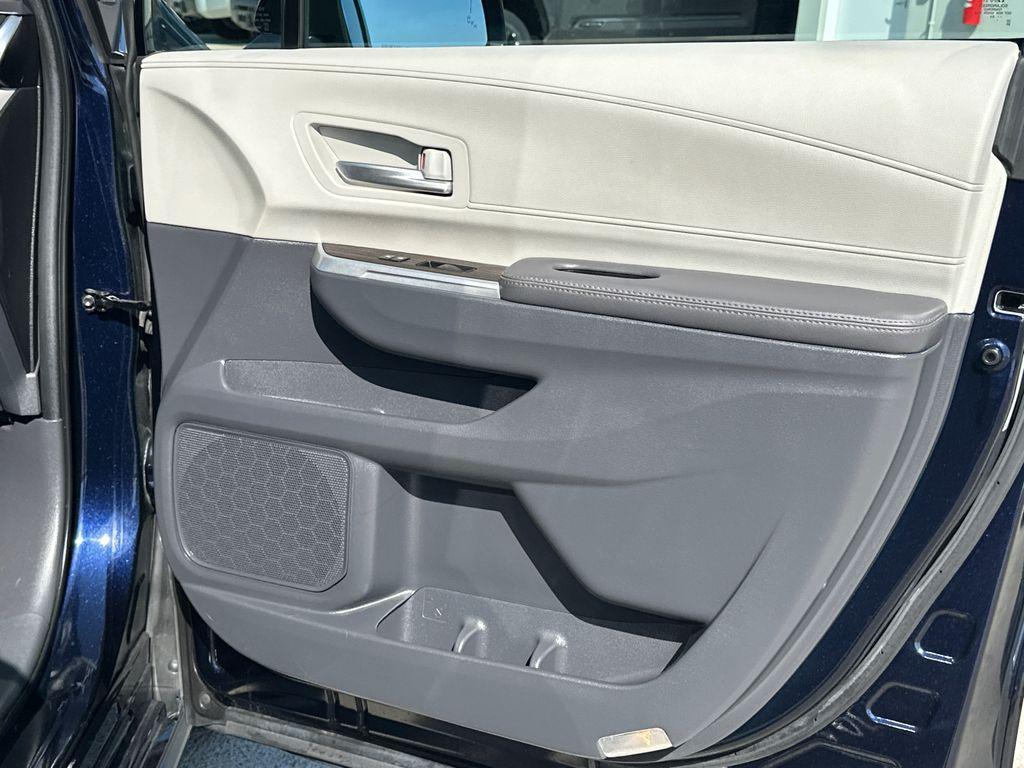 used 2024 Toyota Sienna car, priced at $41,995