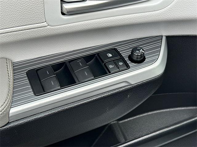 used 2025 Toyota Sienna car, priced at $44,500