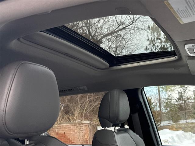 used 2025 Toyota Sienna car, priced at $44,500