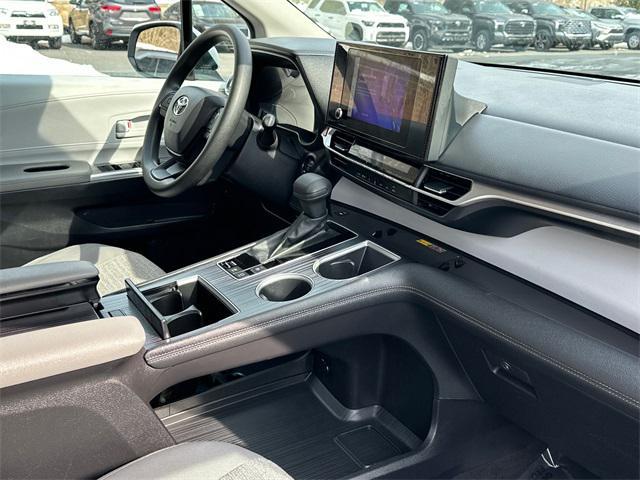 used 2025 Toyota Sienna car, priced at $38,950