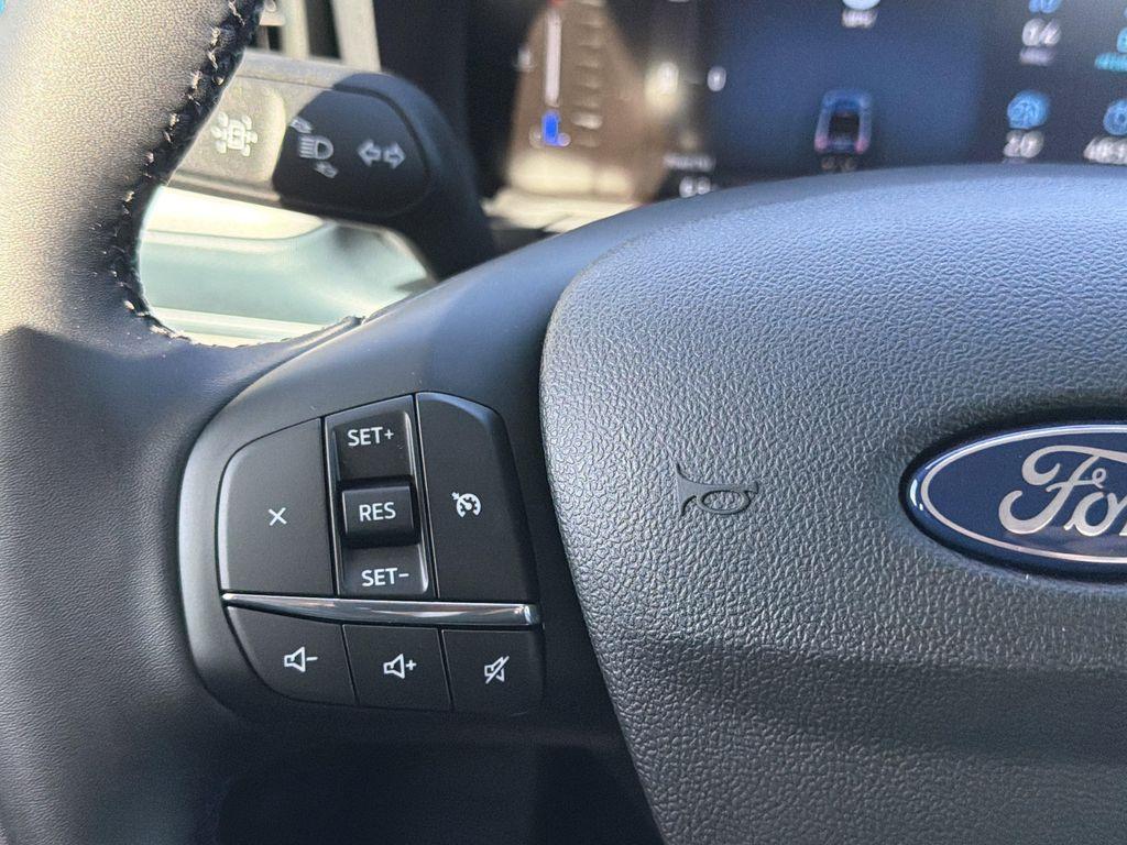 new 2025 Ford Maverick car, priced at $35,733