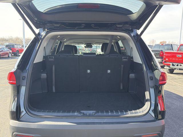 used 2025 Toyota Grand Highlander car, priced at $43,500