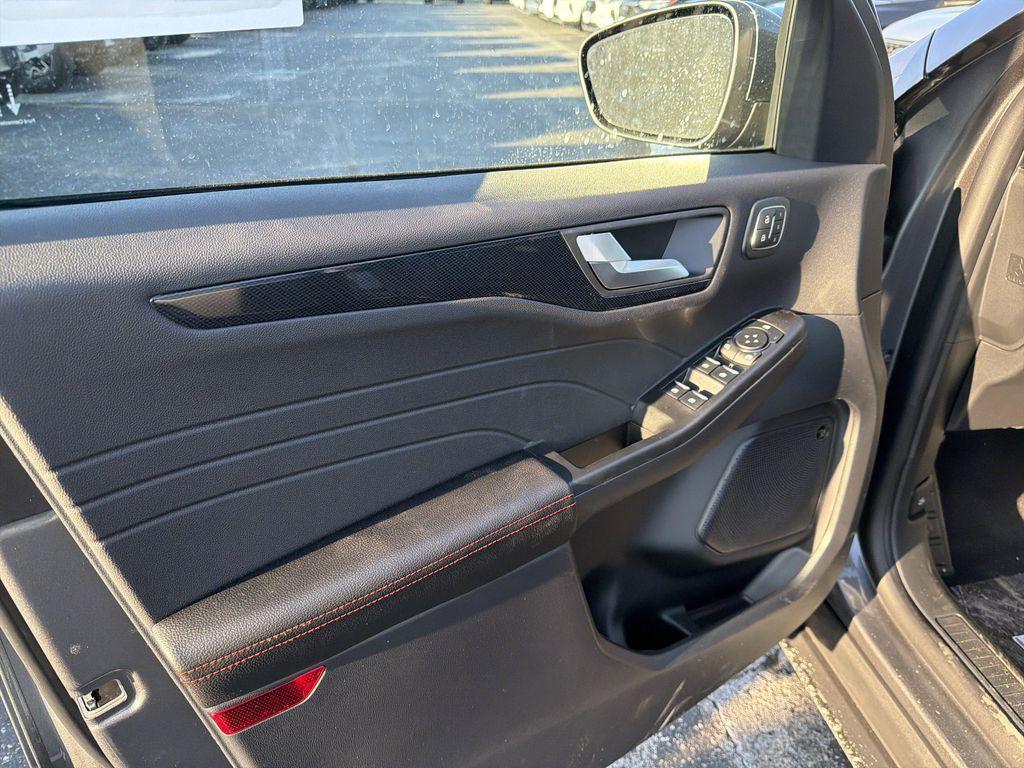 new 2026 Ford Escape car, priced at $41,400